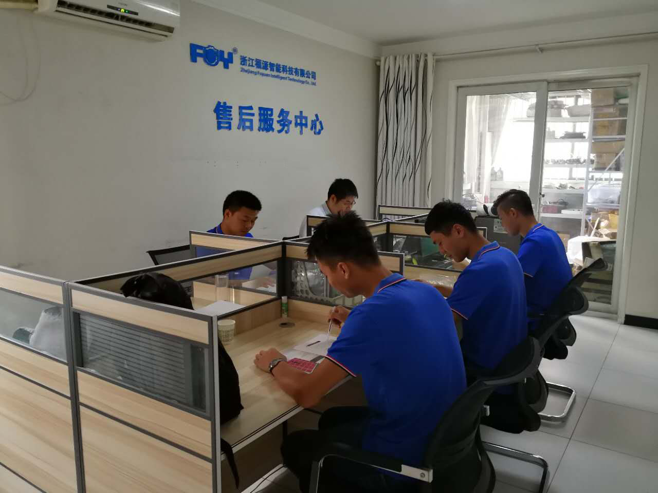 1509065540396475.jpg 1509065540396475.jpg